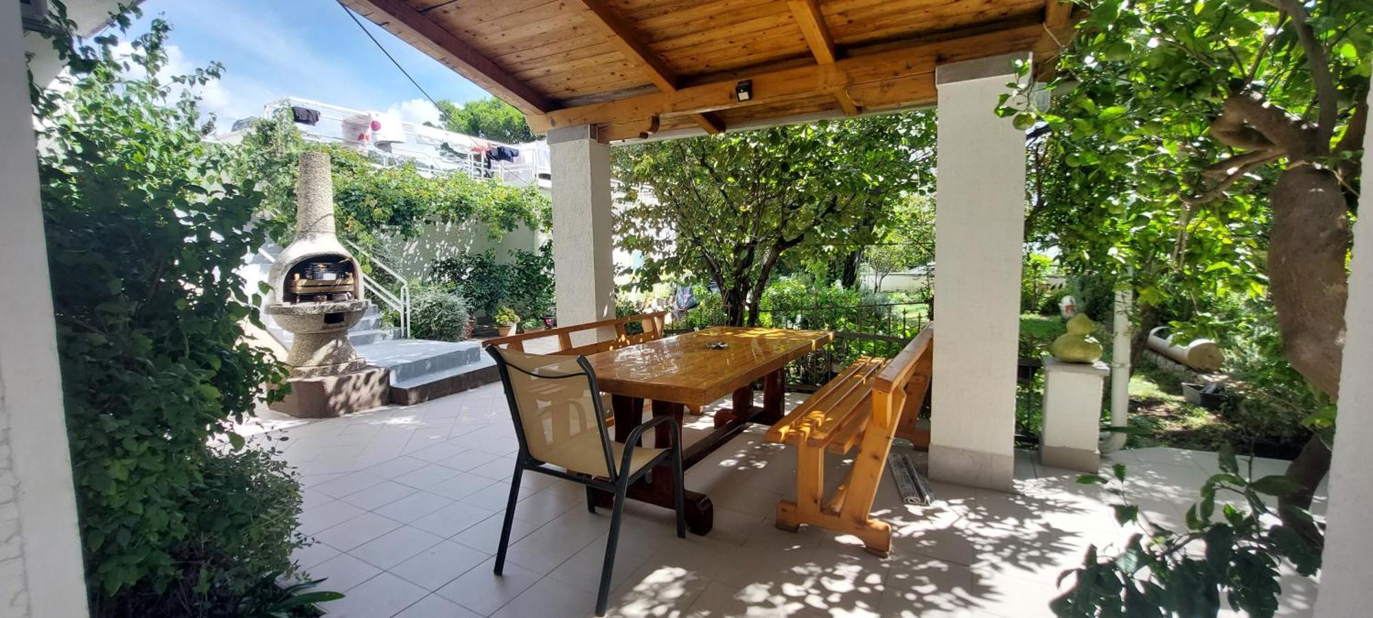 Apartmani Tinka Starigrad Paklenica Exterior photo